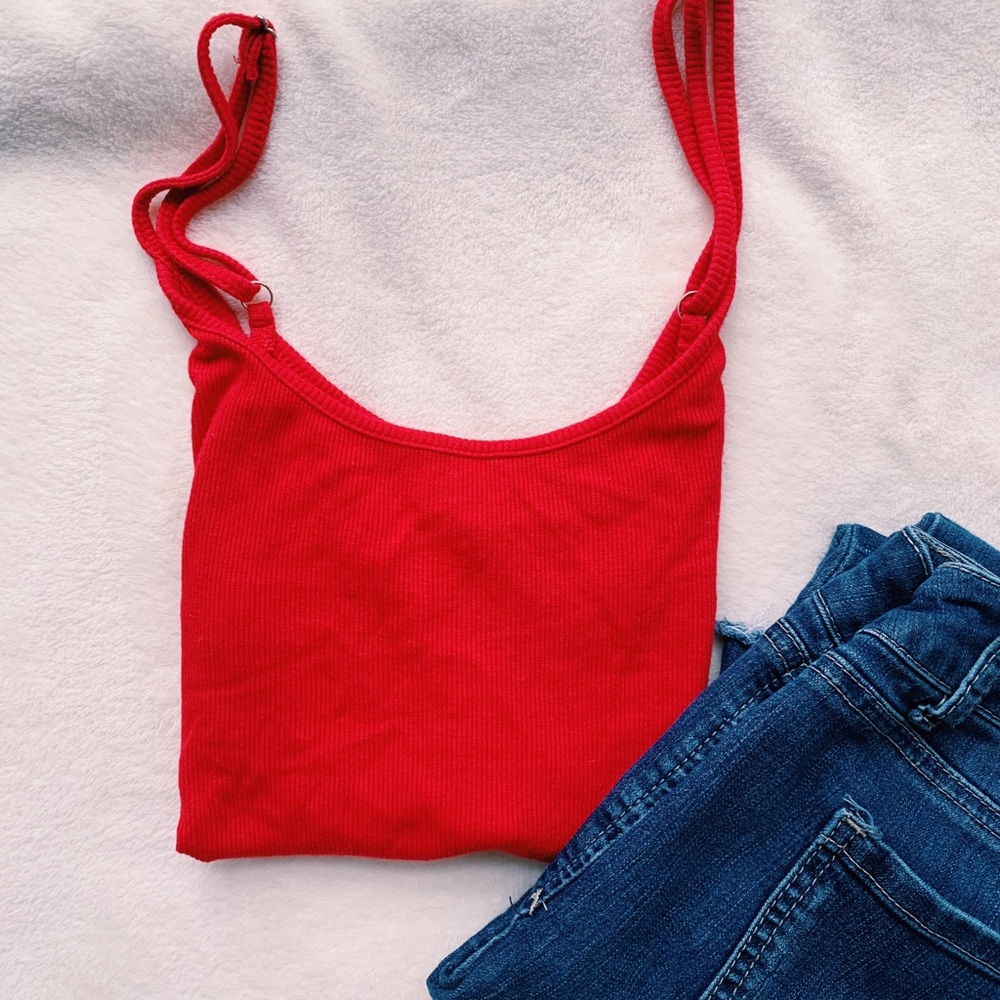 CHERRY RED TANK 🍒 - The Impeccable Pig
